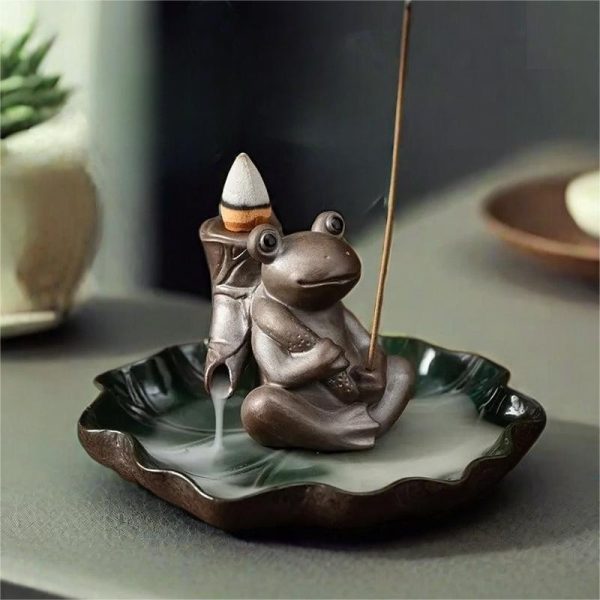 Antique Ceramic Frog with Lotus Leaf Incense Burning Holder for Sticks