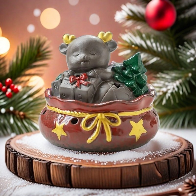 Ceramic Red and Gold Christmas Deer Smoking Incense Burner Ceramic Red and Gold Christmas Deer Smoking Incense Burner