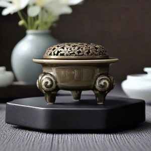Sheep Horn Three-Legged Ceramic Cauldron Incense Cone Censer Burner Holder For Sale
