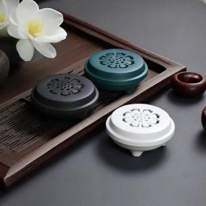 Vintage Black and White Hollowed Flower Ceramic Coil Incense Cone Burner Holder with Lid
