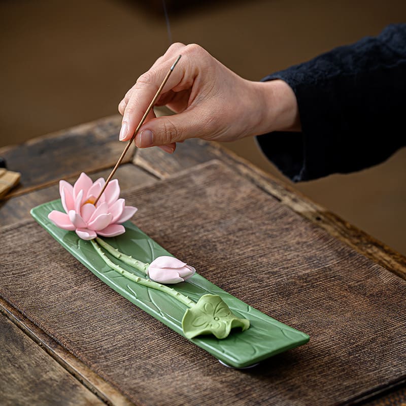 Vintage Handmade Blue And White Plum Floral Ceramic Sticks Burning Incense Holder Vintage Handmade Blue and White Plum Floral Ceramic Sticks Burning Incense Holder | Lulu Incense