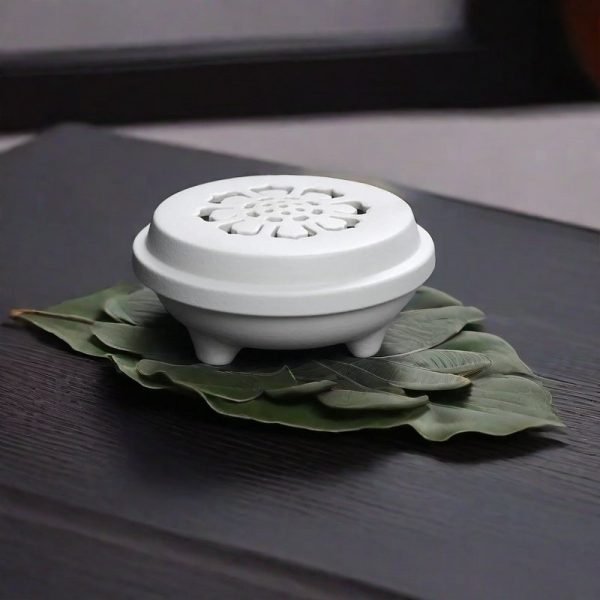 Vintage Black and White Hollowed Flower Ceramic Coil Incense Cone Burner Holder with Lid