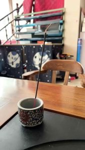 Ceramic Japanese Style Hand-Painted Lotus Incense Stick Burner Holder photo review