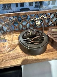 Traditional Hand Carved Mountain and Bridge Japanese Antique Brass Incense Burner photo review