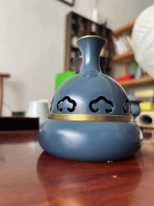 Blue Gourd-Shaped Chinese Brass Bronze Incense Burner with Lotus Base photo review