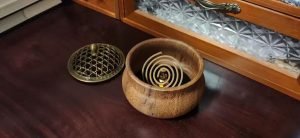 Best Antique Walnut Wood Burning Cone Incense Burner for Sale photo review