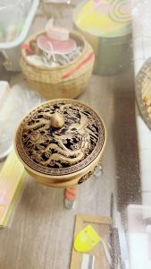 Dragon and Phoenix Theme Chinese Vintage Brass Charcoal Incense Burner Bowl with Lid photo review