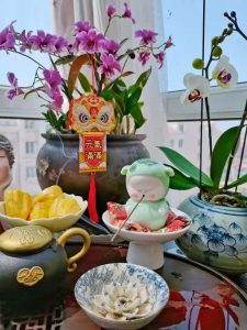 Handpainted Unique Cute Kid Doll Ceramic Incense Stick Burner Holder photo review