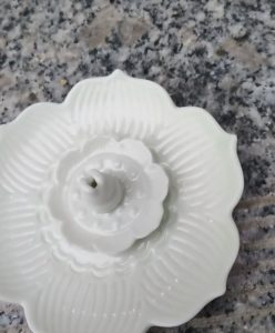 Chinese Antique Ceramic Blue and White Lotus Incense Holder for Sticks photo review
