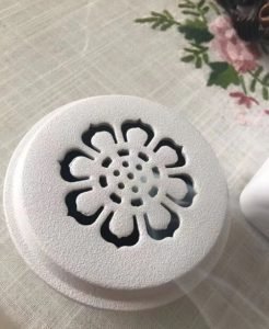 Vintage Black and White Hollowed Flower Ceramic Coil Incense Cone Burner Holder with Lid photo review