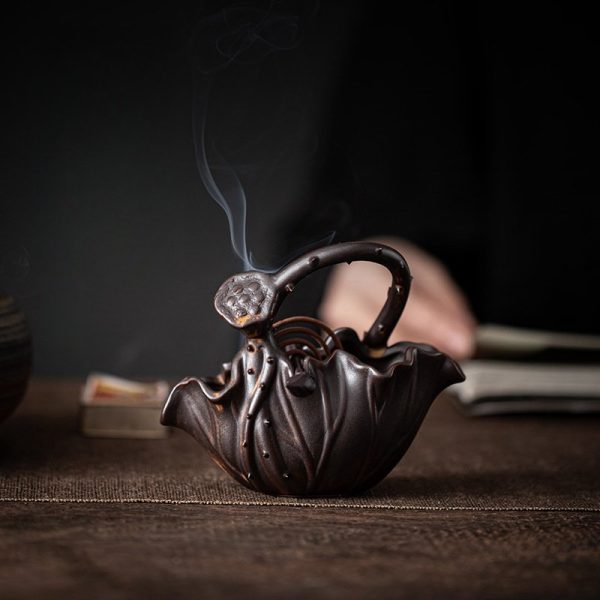 Chinese Portable Brown and Blue Lotus Leaf Ceramic Coil Incense Burners