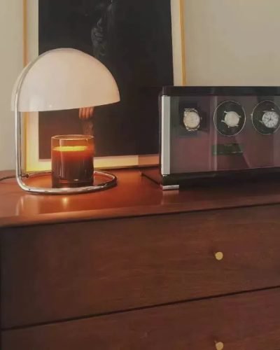 I got this lamp as a gift for my wife and she’s absolutely thrilled with it!