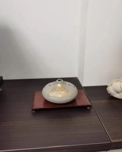 I couldn’t be happier with this incense burner!