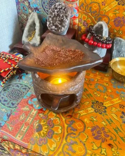 I absolutely love this incense holder!